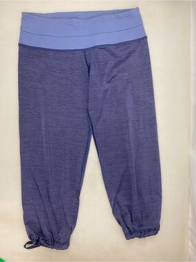 Lululemon Lavender Gathered Hem Crop Yoga Pants Size 4
